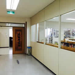 近松研究所入り口